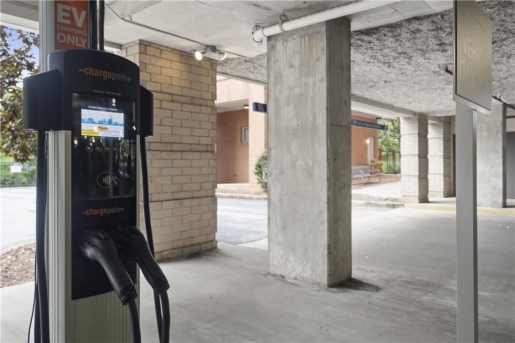 2420 Peachtree Road, Unit 1436 Atlanta, GA 30305 - Photo 29 of 35