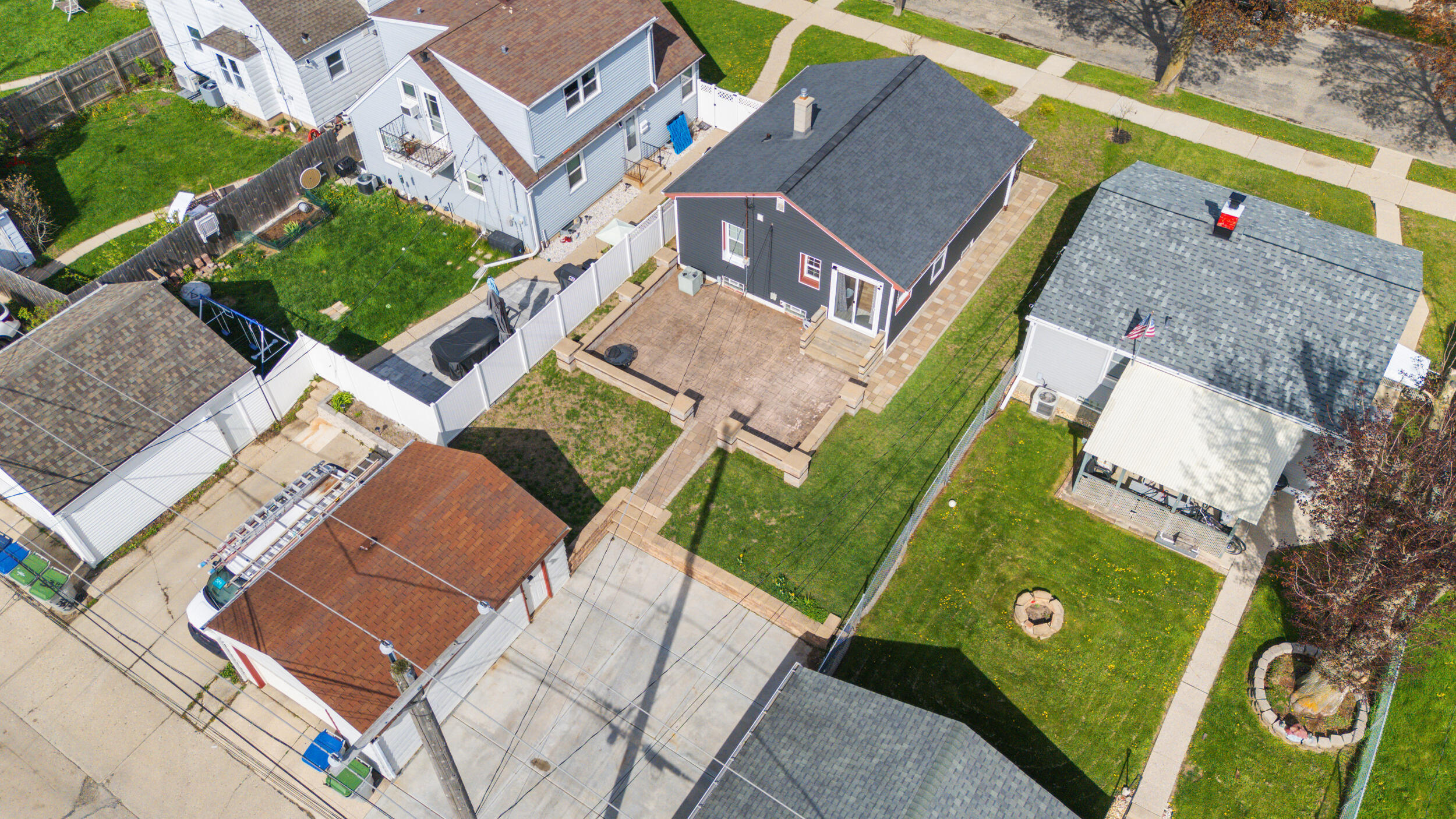 3319 South 25th Street Milwaukee, WI 53215 - Photo 26 of 31 Aerial View