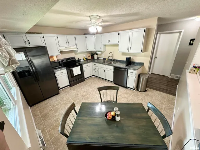 $150,000 | 1107 Coronado West, Jacksonville, IL 62650