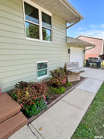 $150,000 | 1107 Coronado West, Jacksonville, IL 62650