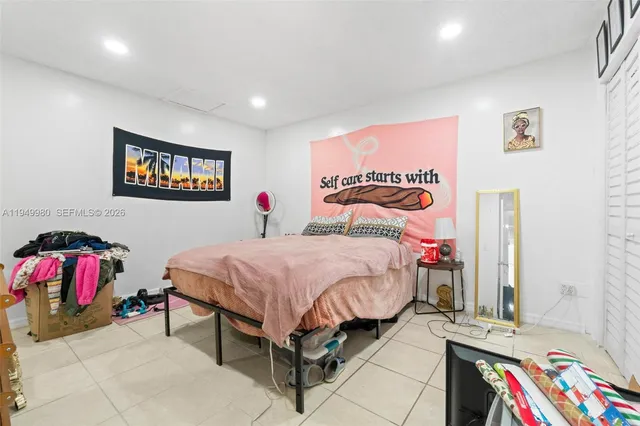 $260,000 | 475 Northwest 210th Street, Unit 201, Miami Gardens, FL 33169