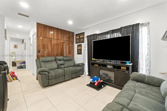 $260,000 | 475 Northwest 210th Street, Unit 201, Miami Gardens, FL 33169