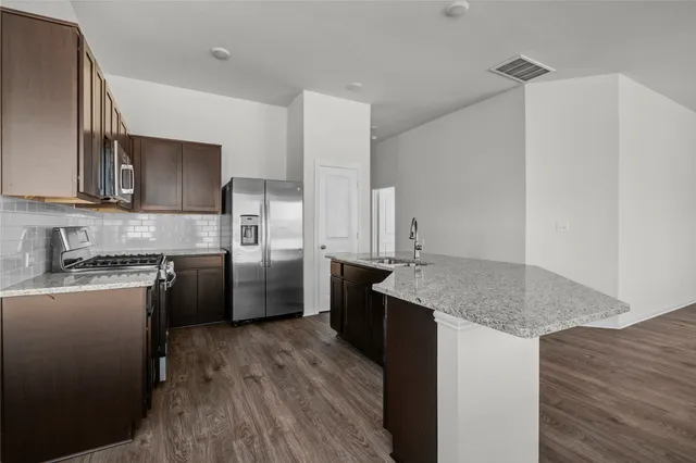 $2,800 | 416 Magnolia Lane, Richwood, TX 77531