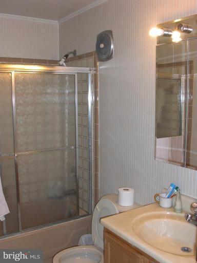 2704 Bel Pre Road Silver Spring, MD 20906 - Photo 7 of 17 Bath #1