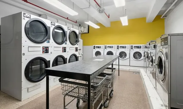 $479,000 | 244 Madison Avenue, Unit 10F | Murray Hill