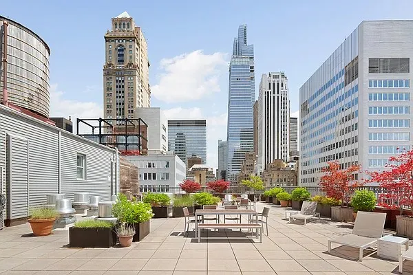 $479,000 | 244 Madison Avenue, Unit 10F | Murray Hill