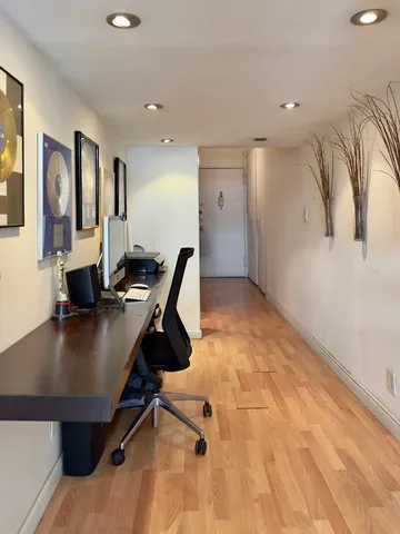 $479,000 | 244 Madison Avenue, Unit 10F | Murray Hill