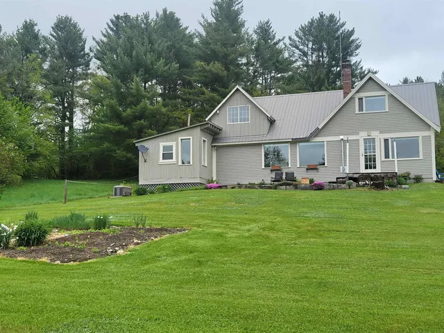 $456,000 | 128 Old Rte 110, Dummer, NH 03588