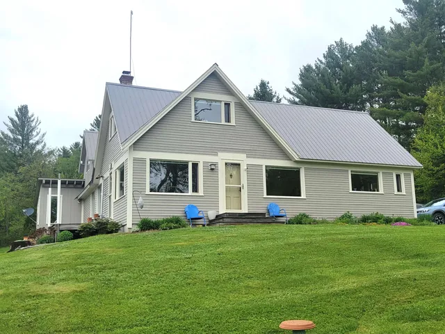 $456,000 | 128 Old Rte 110, Dummer, NH 03588
