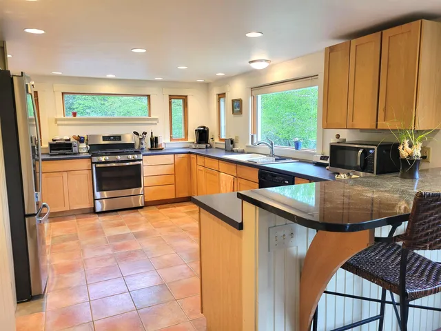 $456,000 | 128 Old Rte 110, Dummer, NH 03588