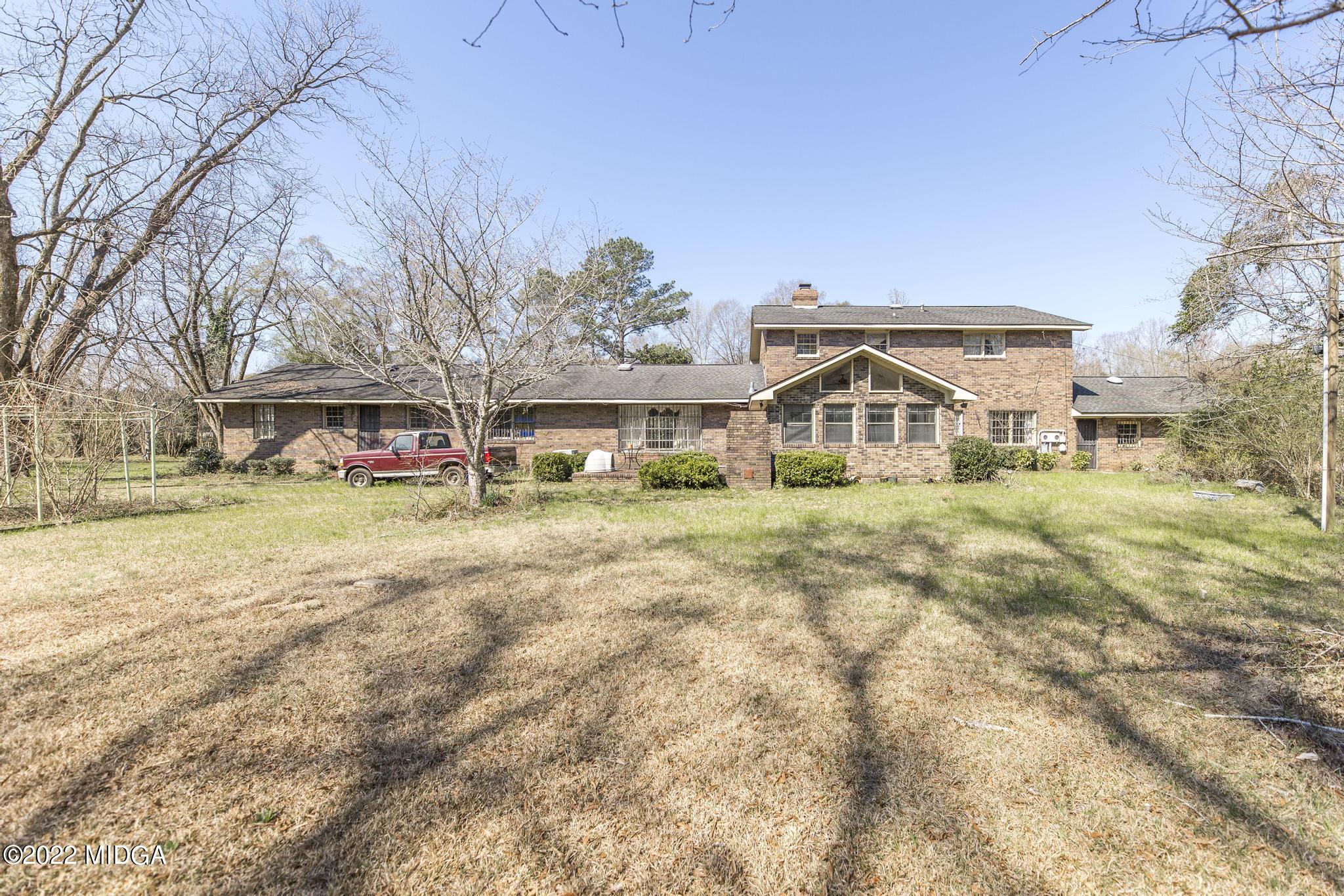 10 Mattie Road Fort Valley, GA 31030 - Photo 43 of 48 a front view of house with yard