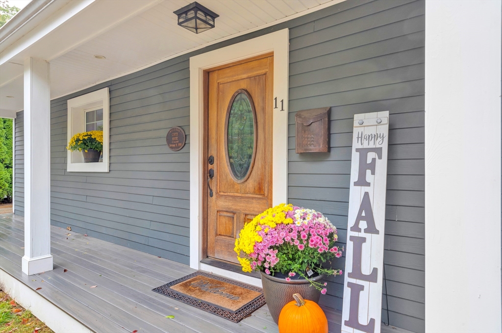 11 Girard Road Medford, MA 02148 - Photo 5 of 38 Gallery Image 5