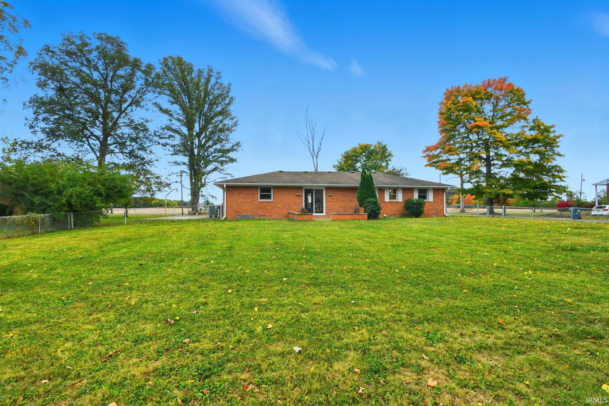 6910 West Cornbread Road Yorktown, IN 47396 - Photo 6 of 30