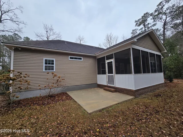 $2,500 | 105 Dogwood Court, Hampstead, NC 28443