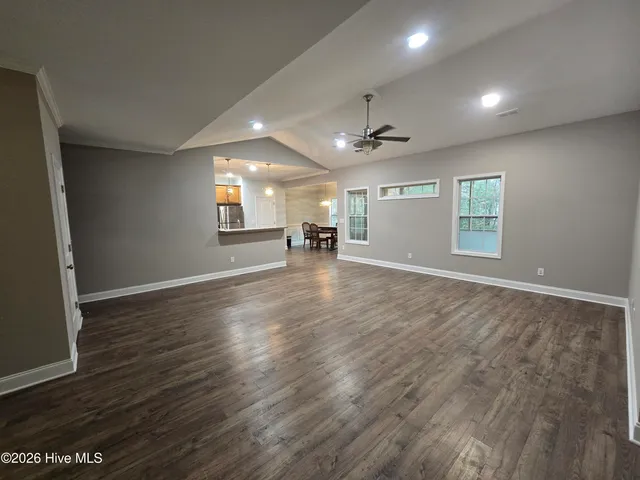 $2,500 | 105 Dogwood Court, Hampstead, NC 28443