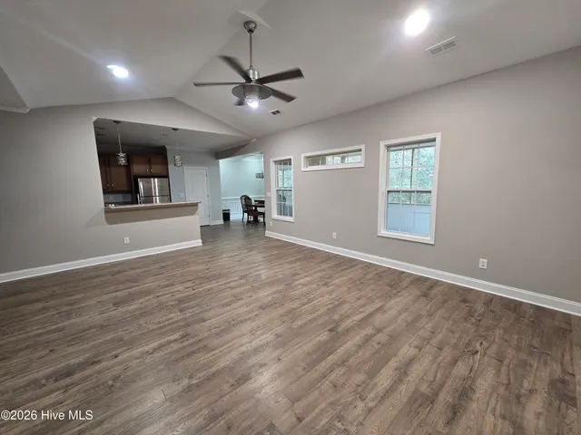 $2,500 | 105 Dogwood Court, Hampstead, NC 28443