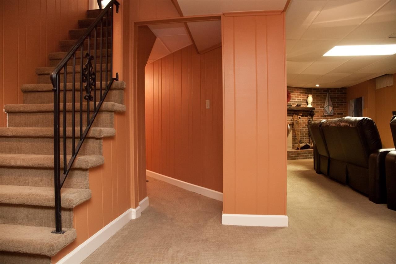 8900 Old State Road Evansville, IN 47711 - Photo 14 of 25 Gallery Image 14