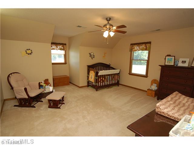 1380 Robbins Road Winston-Salem, NC 27107 - Photo 11 of 16 2nd Bedroom.