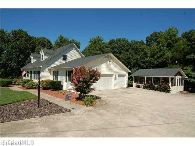 1380 Robbins Road Winston-Salem, NC 27107 - Photo 3 of 16 Other.