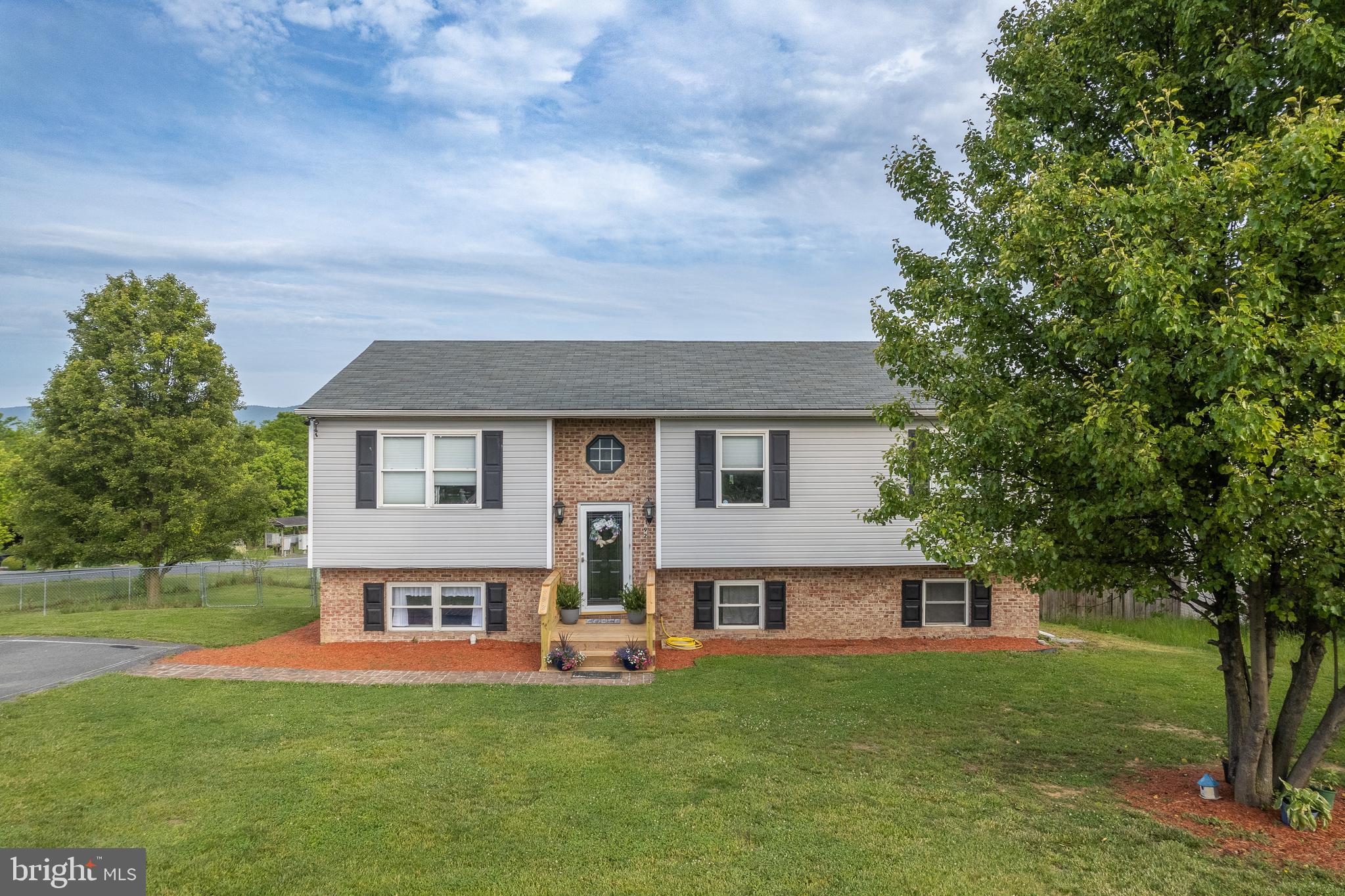 192 Greenleaf Road Strasburg, VA 22657 - Photo 2 of 52 Front View