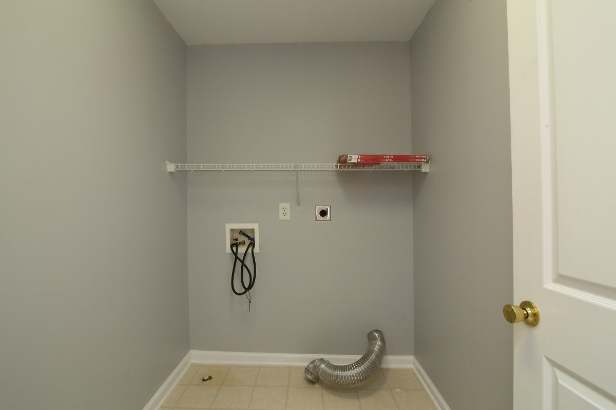 402 Burrell Road Durham, NC 27703 - Photo 24 of 25 Laundry