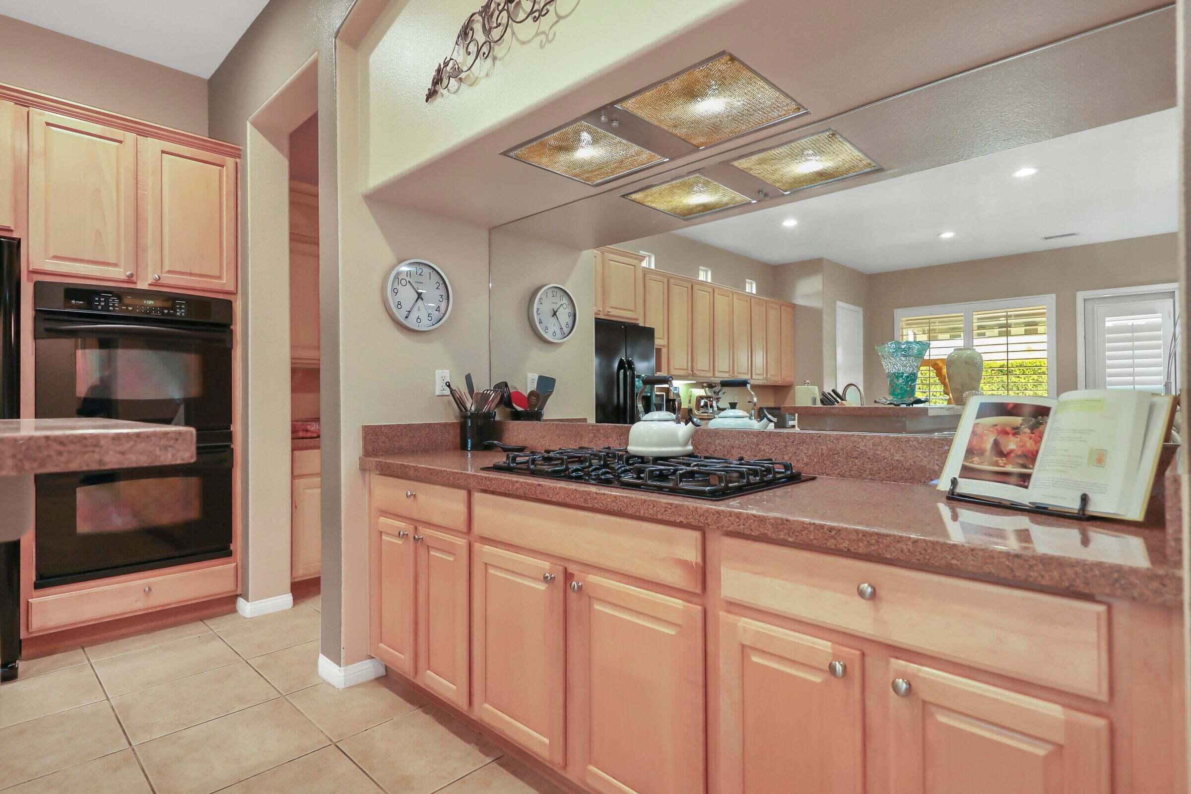 53 Via Del Rossi Rancho Mirage, CA 92270 - Photo 12 of 48 IMG_1566