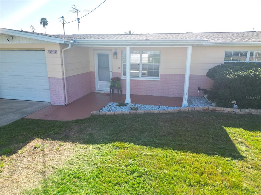 13404 Susan Drive Hudson, FL 34667 - Photo 11 of 34