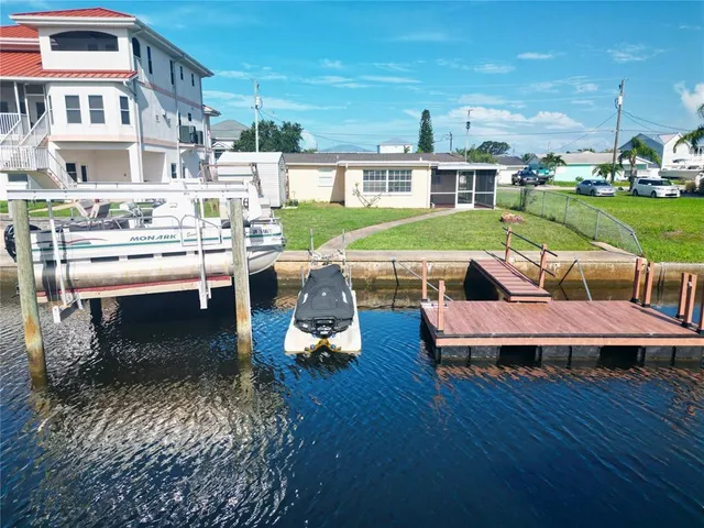 $297,900 | 13404 Susan Drive, Hudson, FL 34667