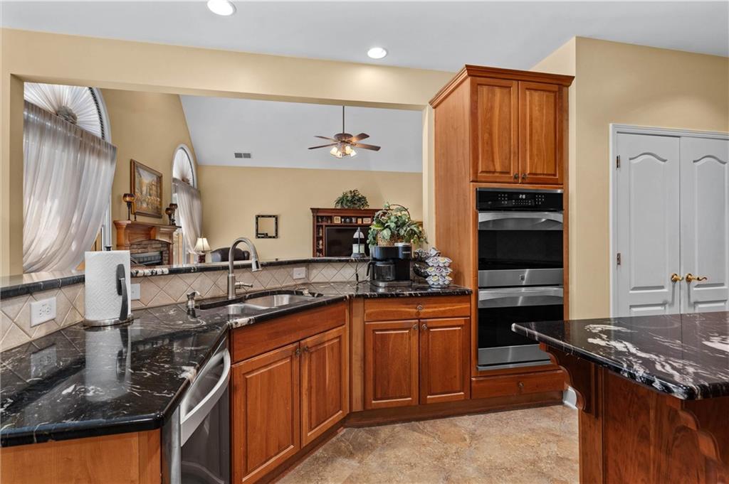 152 Fairway View Crossing Acworth, GA 30101 - Photo 19 of 44