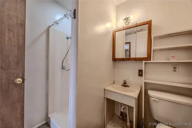 $415,000 | 30017 Jeffries Road, Richland, MO 65556