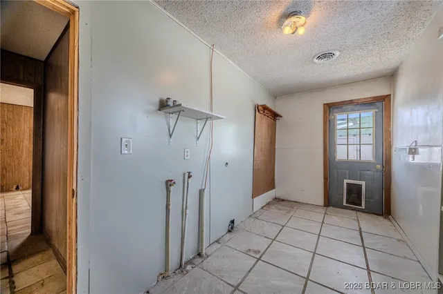 $415,000 | 30017 Jeffries Road, Richland, MO 65556