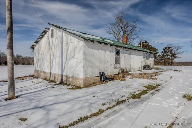 $415,000 | 30017 Jeffries Road, Richland, MO 65556