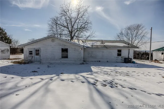 $415,000 | 30017 Jeffries Road, Richland, MO 65556