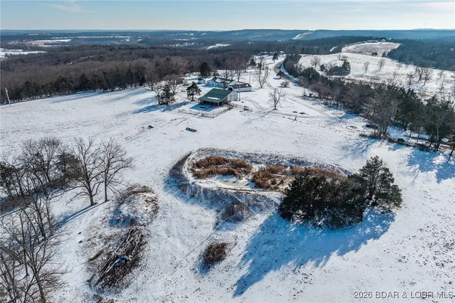 $415,000 | 30017 Jeffries Road, Richland, MO 65556