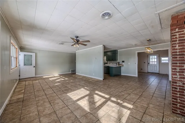 $415,000 | 30017 Jeffries Road, Richland, MO 65556