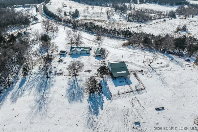 $415,000 | 30017 Jeffries Road, Richland, MO 65556