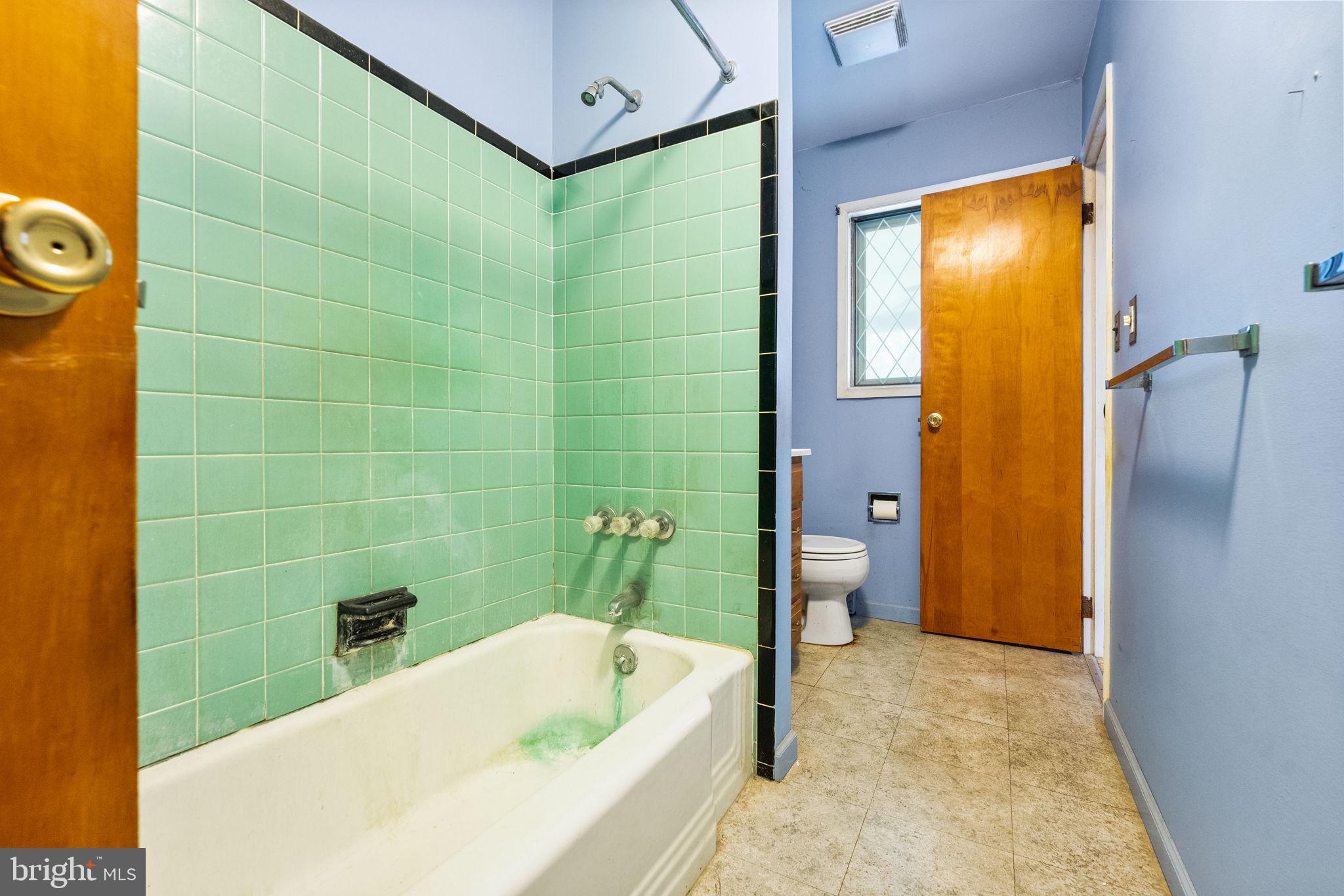 215 Landenberg Road Landenberg, PA 19350 - Photo 19 of 28 Bathroom