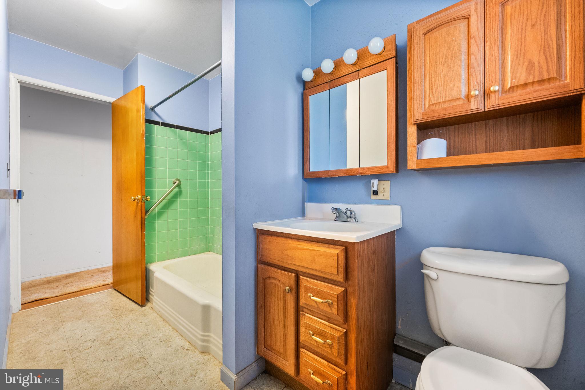 215 Landenberg Road Landenberg, PA 19350 - Photo 20 of 28 Bathroom
