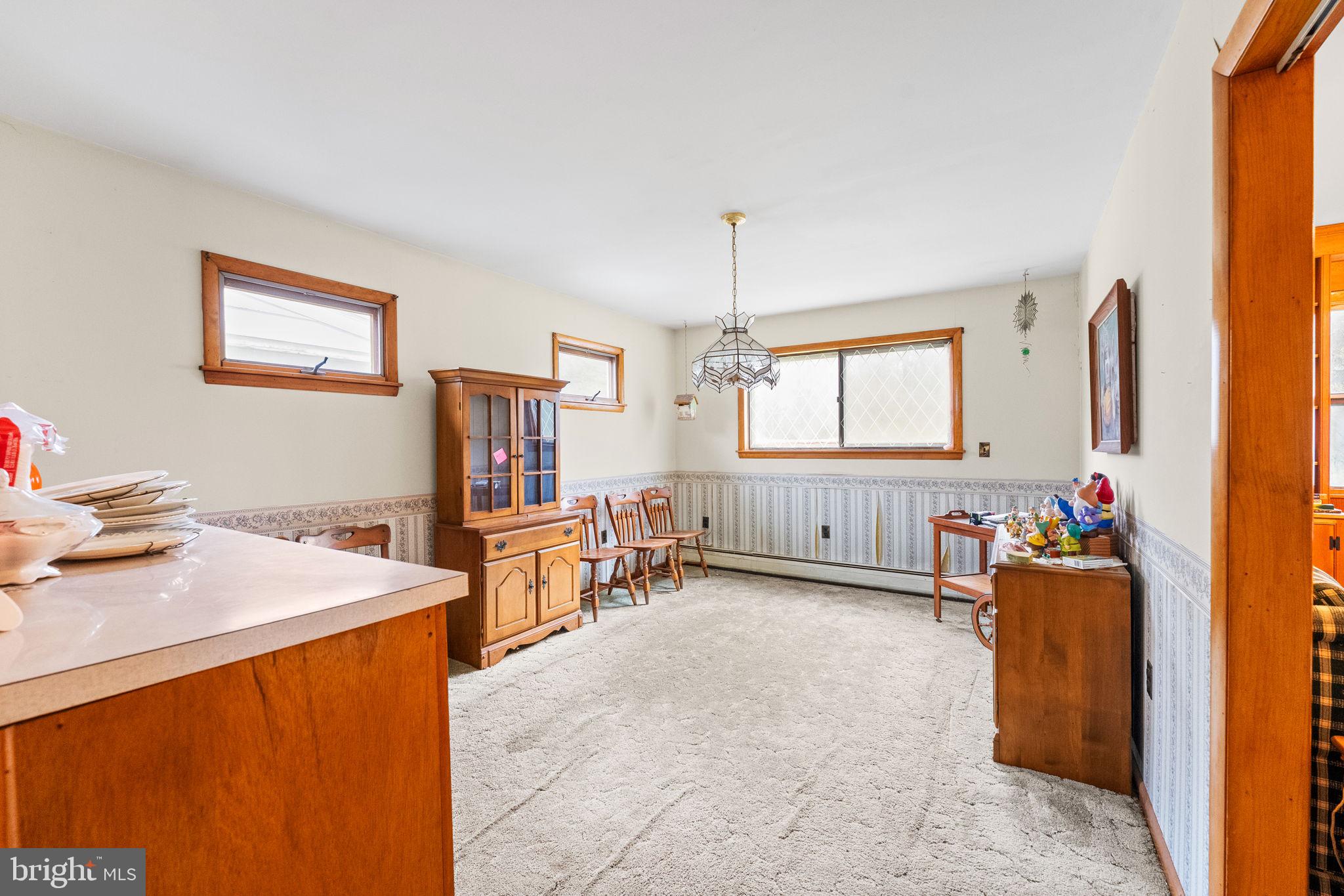 215 Landenberg Road Landenberg, PA 19350 - Photo 10 of 28 Living Room