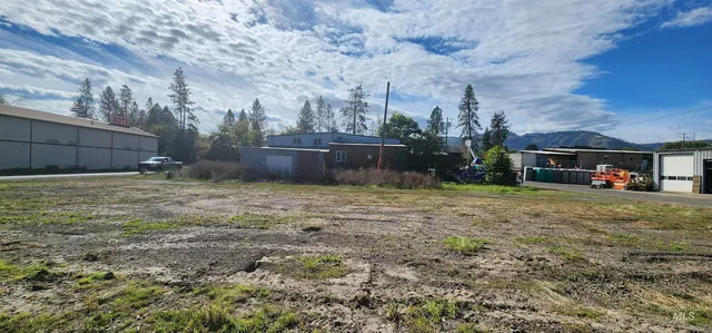 $77,900 | Tbd Tbd 2nd And Cedar Street, Kamiah, ID 83536