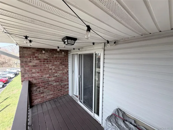 $399,999 | 179-190 Millard Avenue, Unit 190, West Babylon, NY 11704