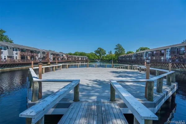 $399,999 | 179-190 Millard Avenue, Unit 190, West Babylon, NY 11704