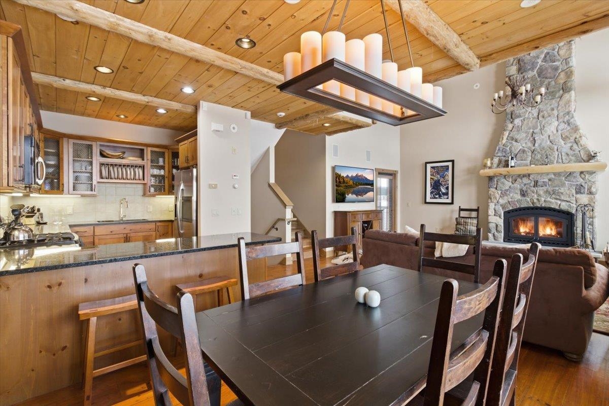 7 C Woodfern Run Stratton, VT 05155 - Photo 3 of 33