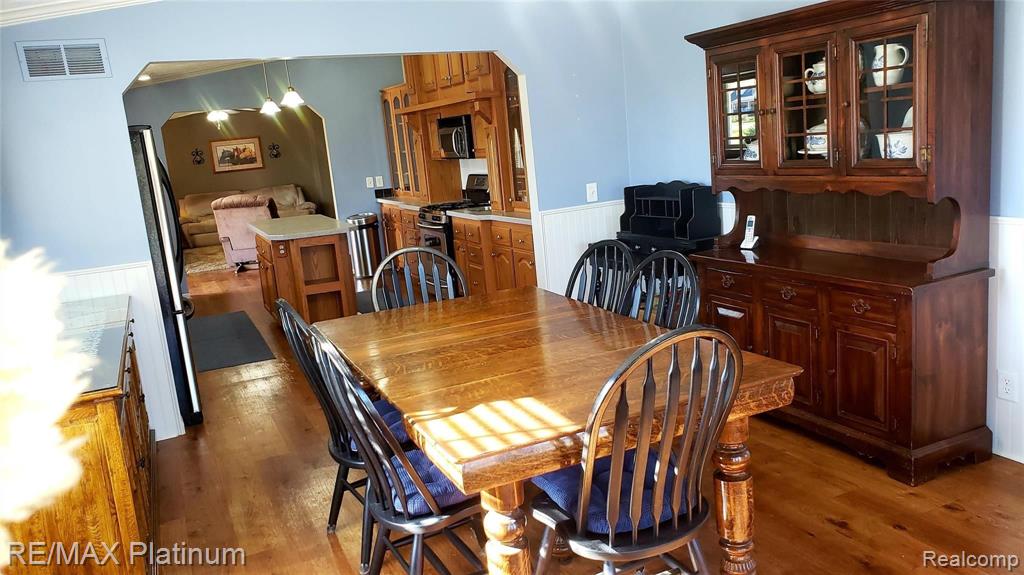 4428 Colf Road Carleton, MI 48117 - Photo 6 of 32