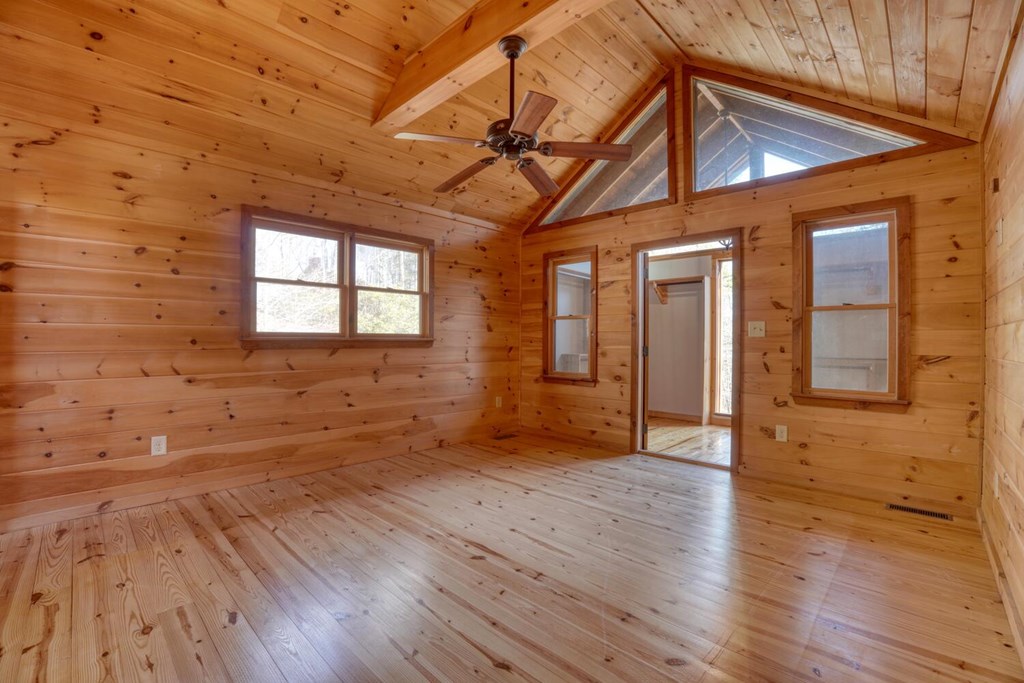 158 Whispering Pines Blue Ridge, GA 30513 - Photo 33 of 74 Gallery Image 33