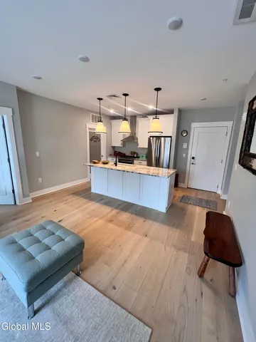 $2,800 | 116 West Avenue, Unit 208, Saratoga Springs, NY 12866