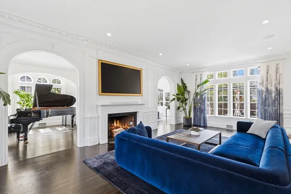 $6,925,000 | 98 Carlton Street, Brookline, MA 02446