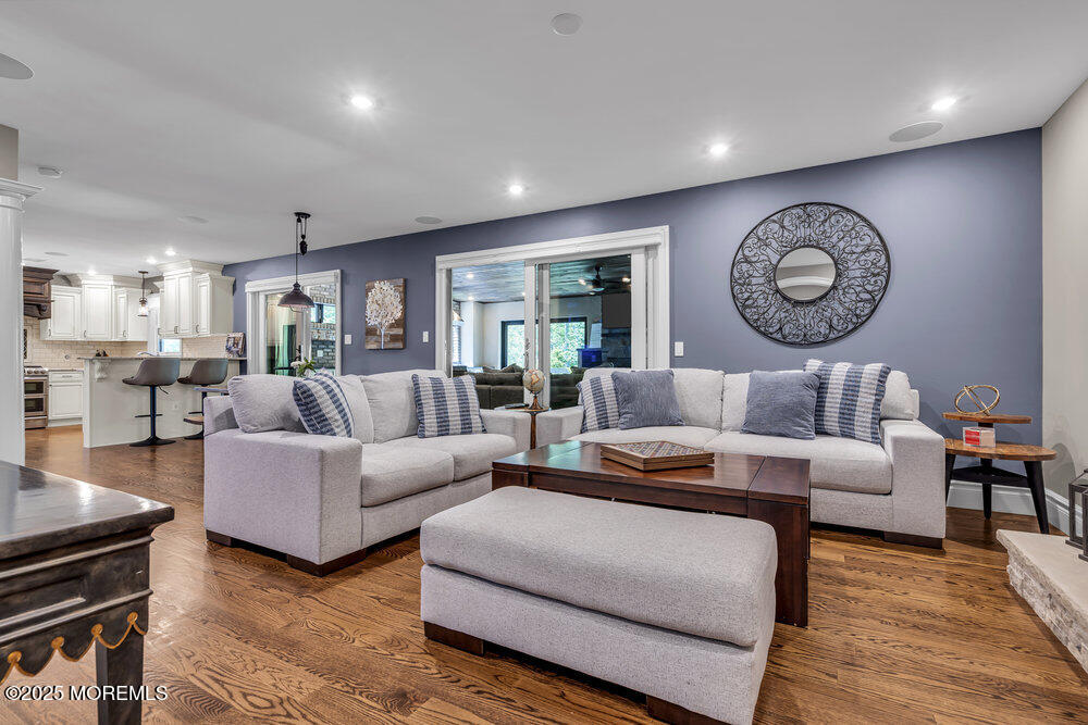 620 Brookside Drive Toms River, NJ 08753 - Photo 21 of 88 Living Room