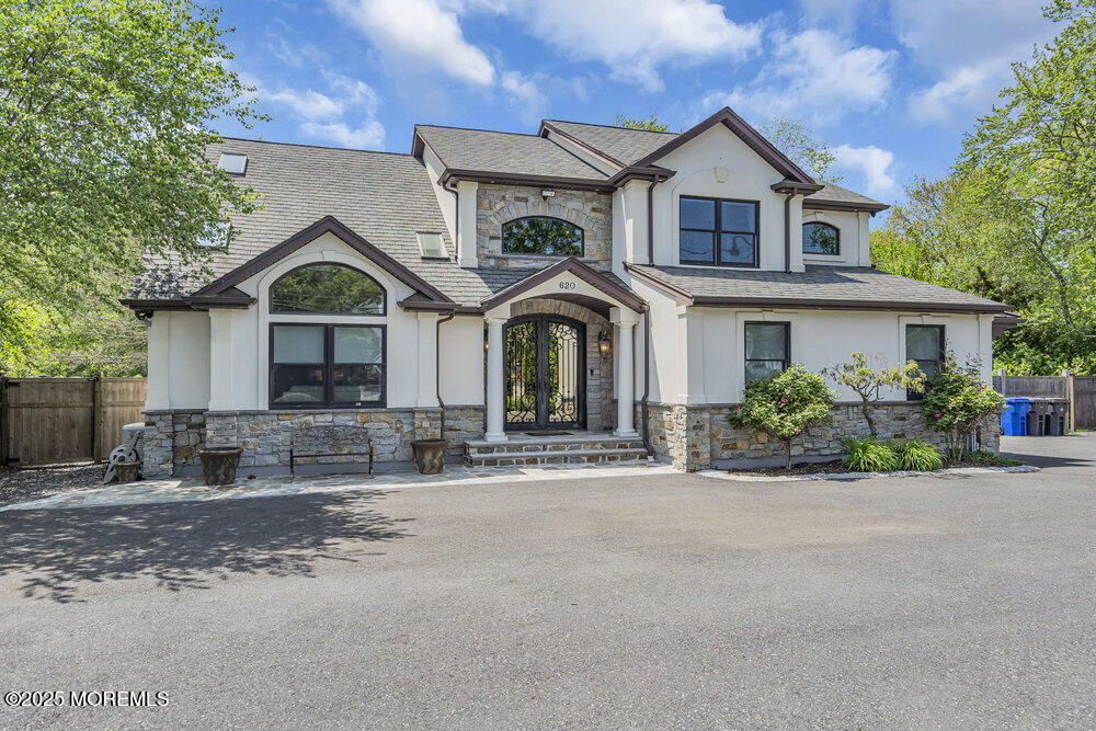 620 Brookside Drive Toms River, NJ 08753 - Photo 82 of 88 a front view of a house with a yard