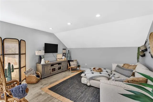 $675,000 | 2460 Chapel Road, Beaver, PA 15009